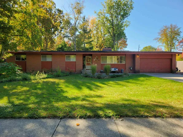 1010 Willard St, Midland, MI 48642