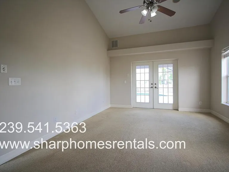 1450 SE 12th Ter — Photo 6