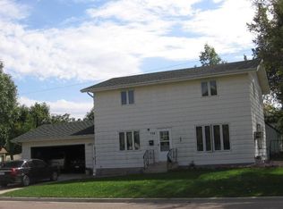 726 6th Ave SW, Pipestone, MN 56164