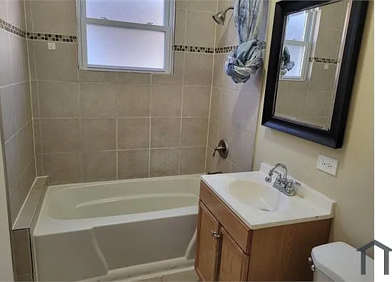 311 W 107th Pl — Photo 10
