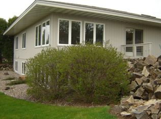 1130 Easthill Dr, Wausau, WI 54403