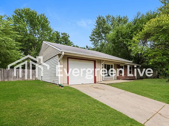 2nd image of 5717 Winship Dr