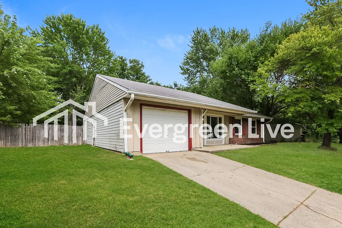 Building Photo - 5717 Winship Dr
