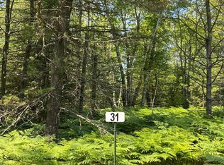 31 3rd Crk, Paradise, MI 49768