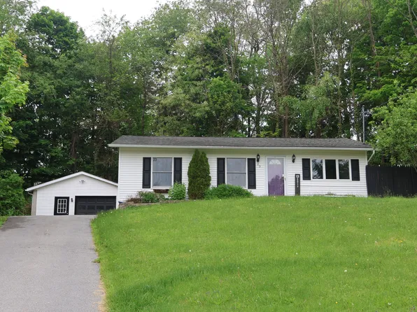 23 Crotty Ct, Monroe, NY 10950