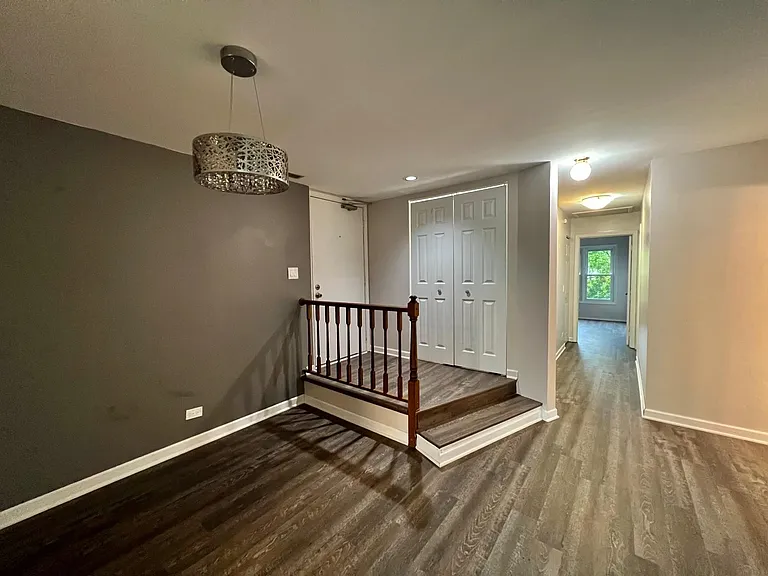1415 Sutton Ct — Photo 4