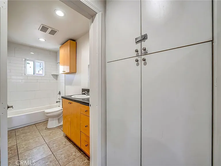 6735 Elmer Ave #19 — Photo 16