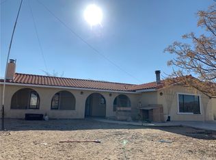 9561 Akron Rd, Lucerne Valley, CA 92356