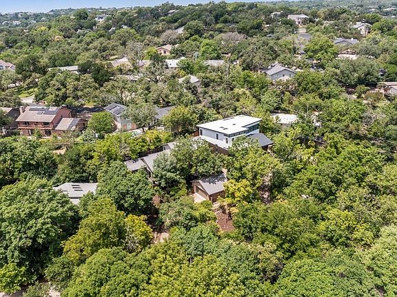 4th image of 5952 Highland Hills Dr
