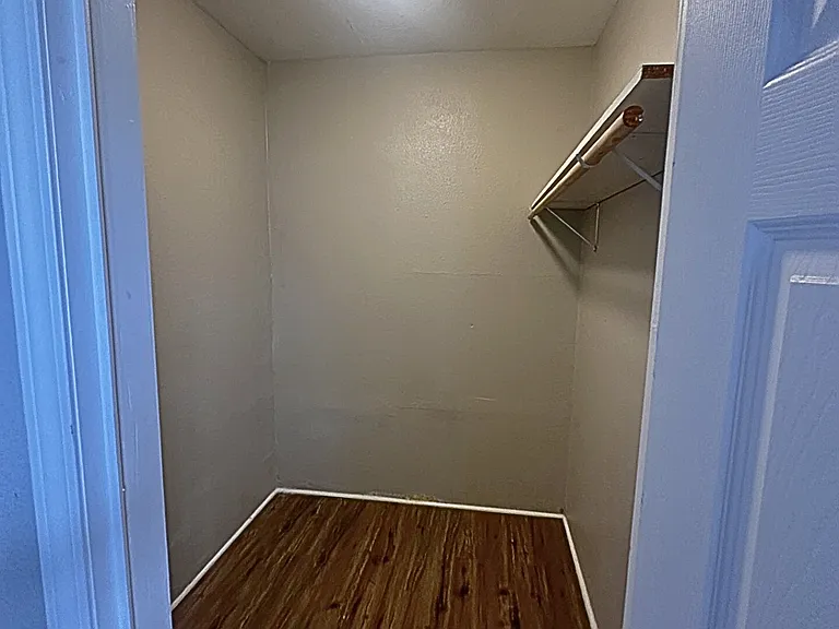 408 E Michigan St — Photo 4