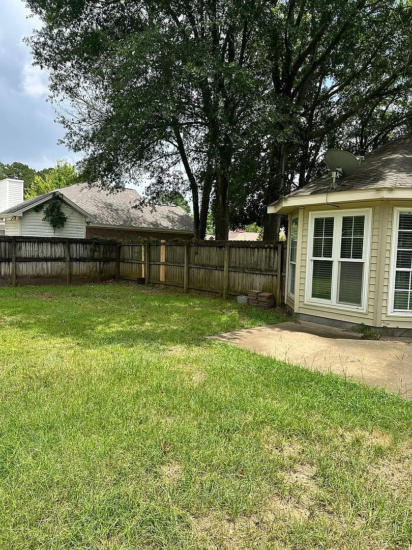 Gorgeous Home in Dothan, AL — Photo 1