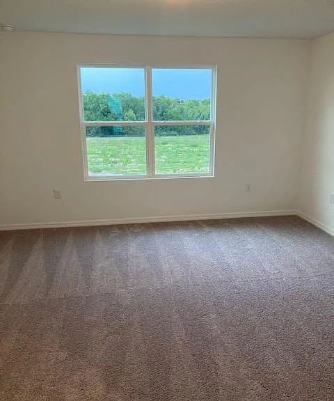 1032 Appleton St — Photo 13