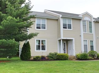107 Country Club Ct #107, Rocky Hill, CT 06067