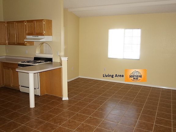5th image of 11032 Oasis Dr