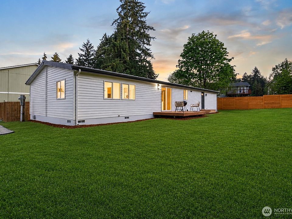 1st image of 14306 Greenbelt Drive E