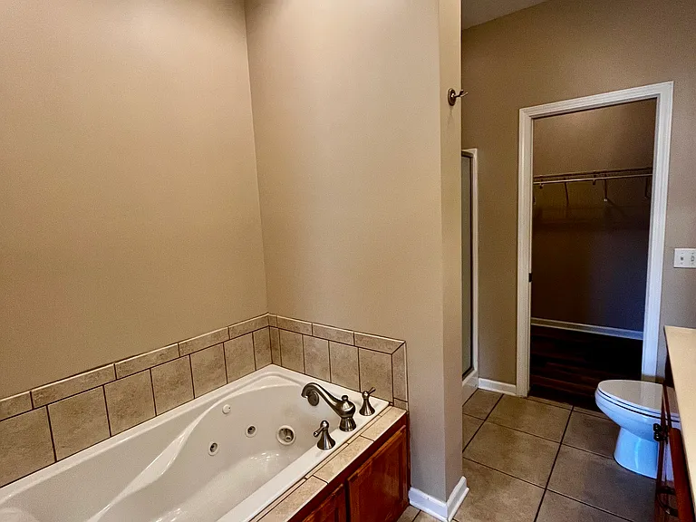 103 Whitney Ave — Photo 17