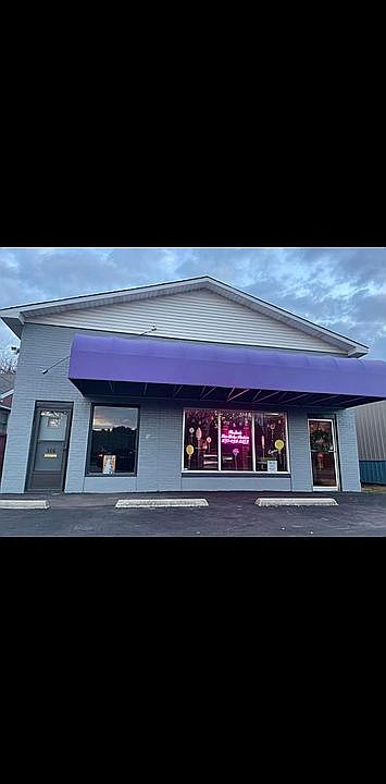 2nd image of 308 W Stockton St