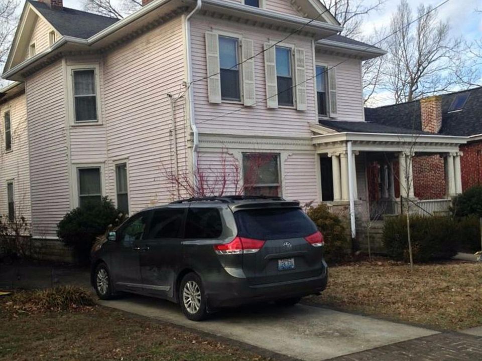 2nd image of 183 Old Park Ave