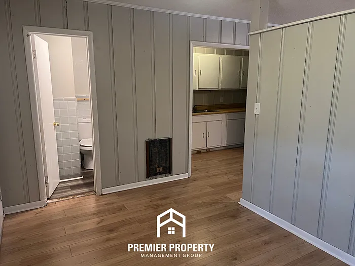 1412 Highland Ave SE #A — Photo 12