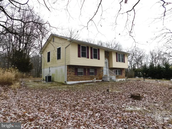 8012 Bradshaw Rd, Upper Falls, MD 21156