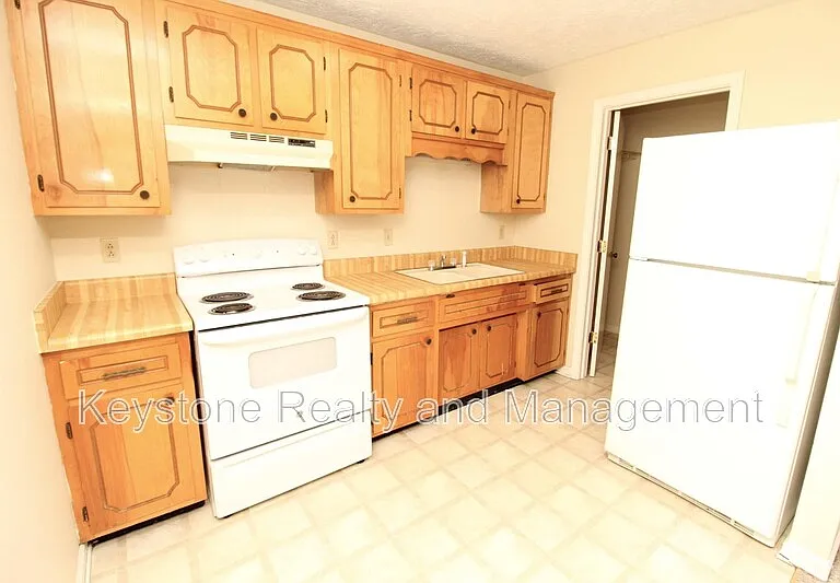 106 Koffman Dr — Photo 3
