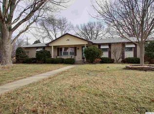 2722 Northridge Dr, Quincy, IL 62305