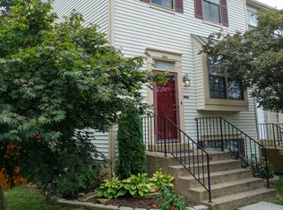 6019 Little Brook Ct, Clifton, VA 20124