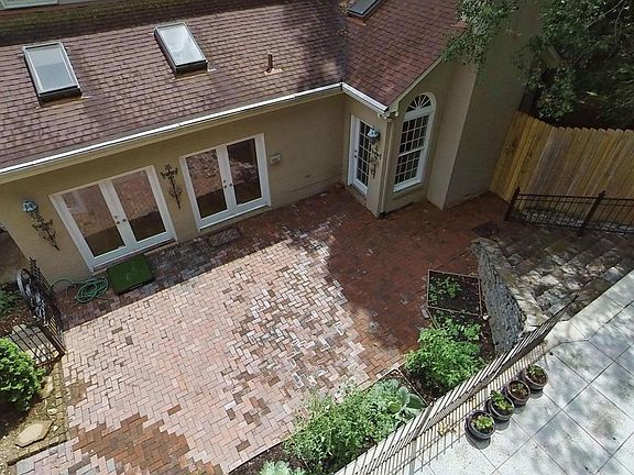 2809-Alta-Vista-Ct-05