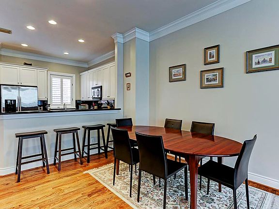 5th image of 1906 Greenwich Terrace Dr