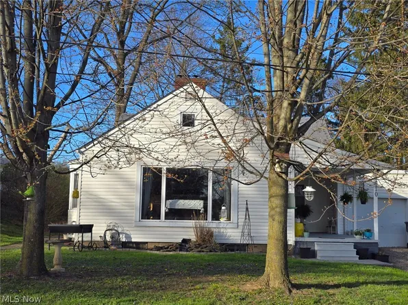 610 Peppard Ave, Cadiz, OH 43907