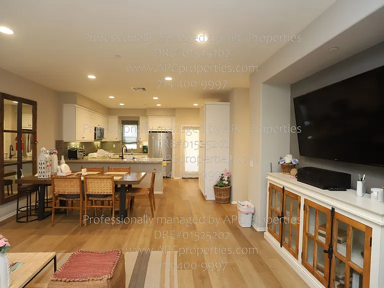 3320 W Mirano Dr — Photo 10