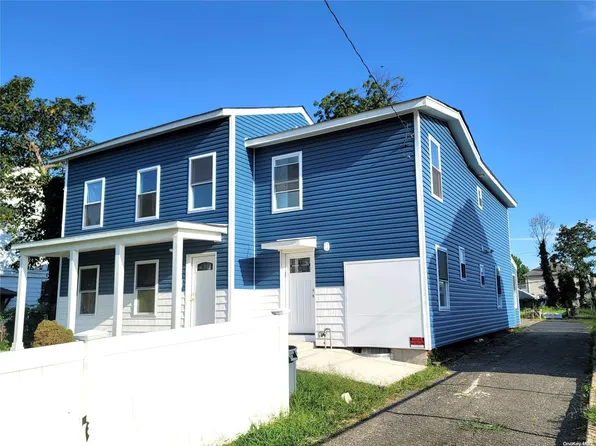 70 Grove Street, Hempstead, NY 11550