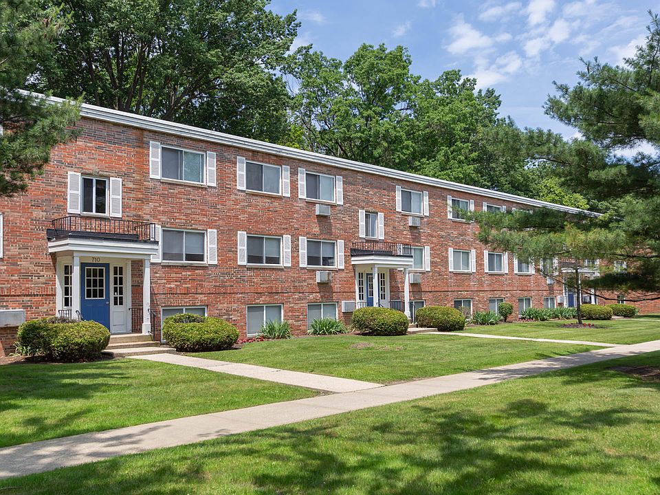 Kensington Club Apartments 680 Smith Ct Rocky River OH Zillow