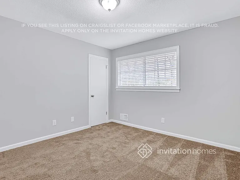 2010 Starlight Dr — Photo 16