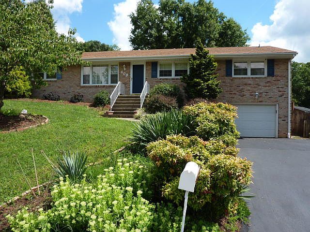 1st image of 409 Ingal Blvd