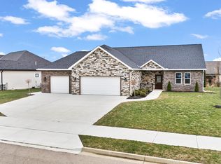 1050 Rosenthal Dr, Troy, OH 45373