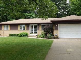 906 Allendale Ct, Sturgis, MI 49091