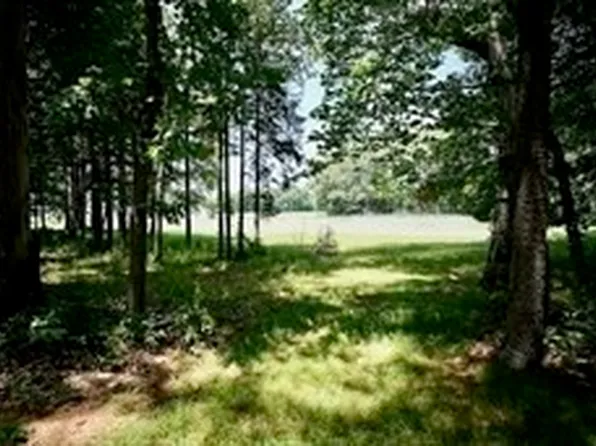 2 Maureen Ln, Georgetown, MA 01833