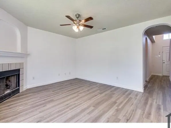 624 Spillway Dr, Little Elm, TX 75068