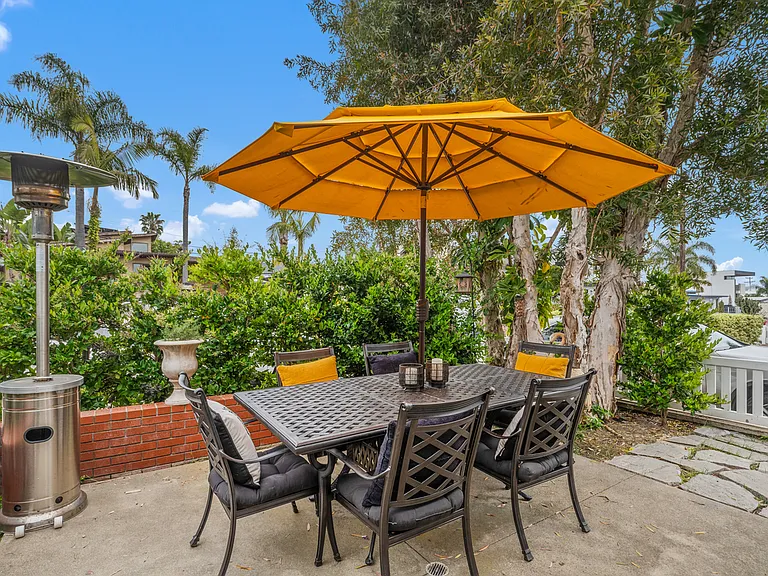 142 W Avenida Cadiz — Photo 28