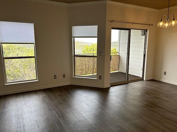 2nd image of 6000 Shepherd Mountain Cv Unit 1011