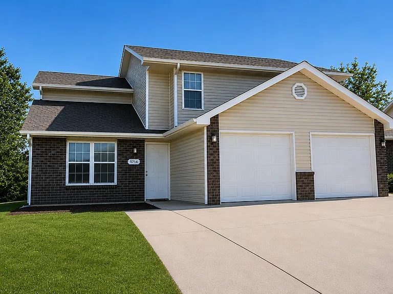 5714 Canaveral Dr — Photo 2
