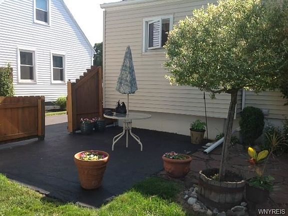 2nd image of 246 Wilmington Ave