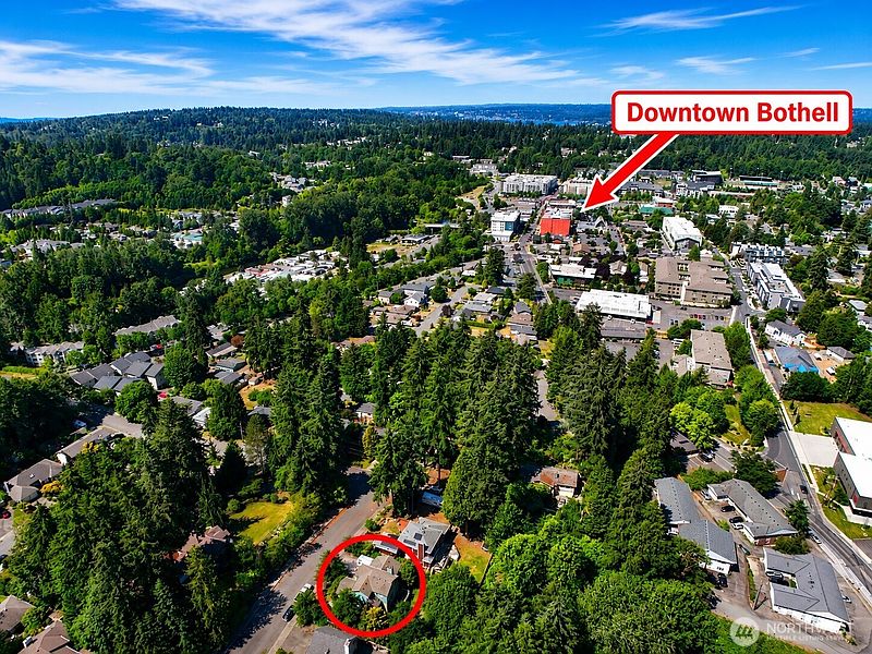 4th image of 10820 NE 183rd Court