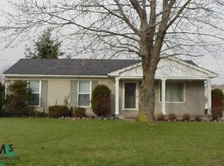 2680 N Calais Dr, Lake Orion, MI 48359