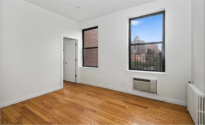 Rented by Douglas Elliman | media 19