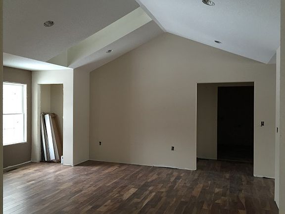 5th image of 114 Mariners Dr