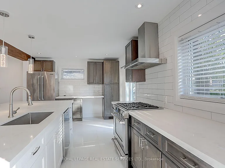 304 Felan Ave — Photo 22