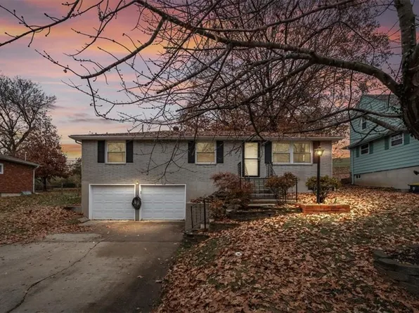 4033 N Spruce Ave, Kansas City, MO 64117