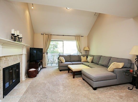 2nd image of 1452 Garnet Cir